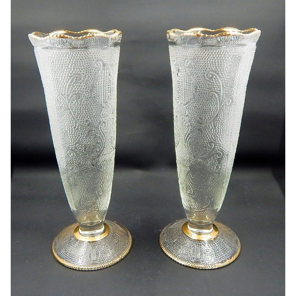 Jeannette Glass Harp Pattern Gold Trimmed Footed Vase Pair - Picture 1 of 11